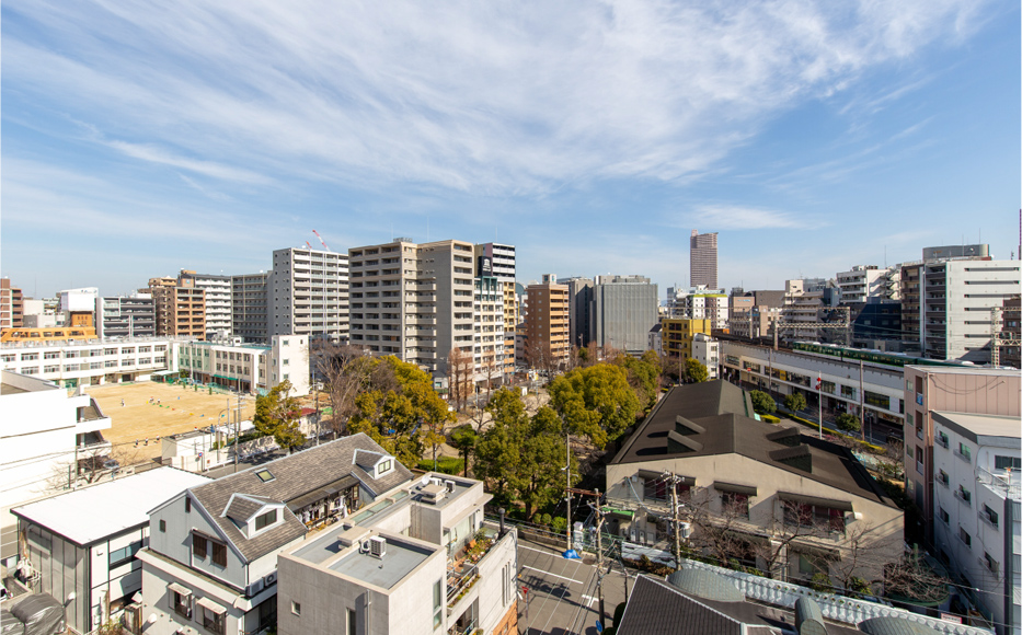 大阪市内のビジネスマンやキャリアウーマンの方たちが効率よくスマートに働きゆったりとした気分で寛げる事ができる憧れの暮らしを具現化したライフスタイル提案型賃貸デザイナーズマンションです。